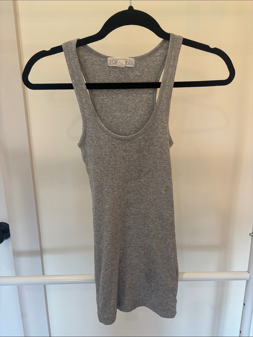 Forever 21 Gray Ribbed Scoop Tank